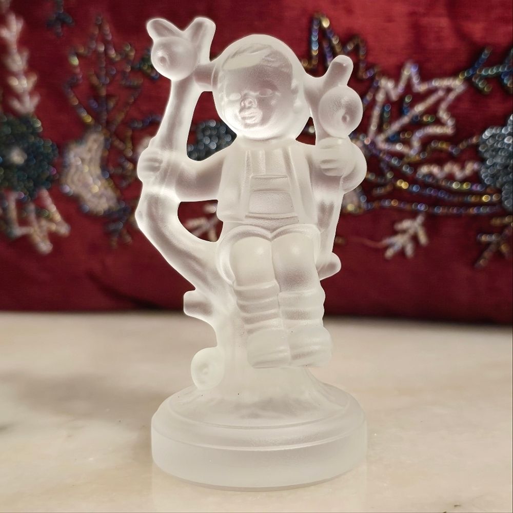 Goebel Hummel 1992 Frosted crystal glass boy on the apple tree figurine Germany
